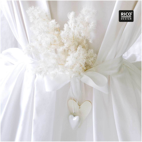 Anwendungssbeispiel Holzhänger Herz natur bei Hochzeitsdekoration